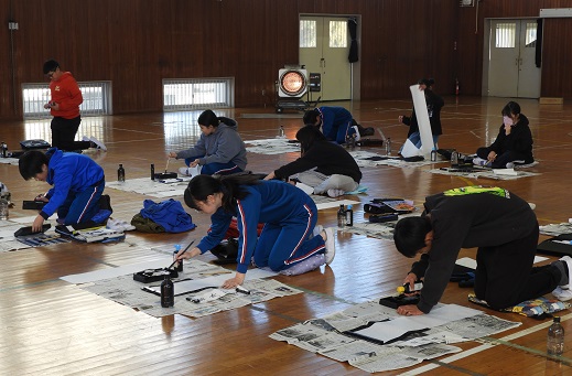 6年生書き初め会